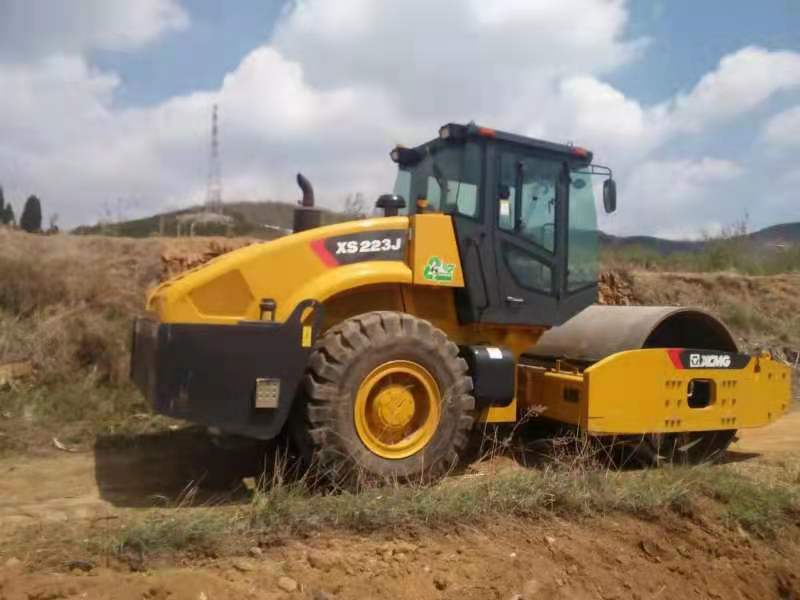 路面冷再生機租賃哪家好？途暢路橋值得選擇！